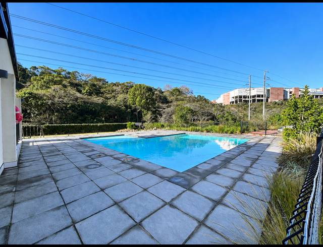 1 BEDROOM APARTMENT TO LET IN WATERFALL